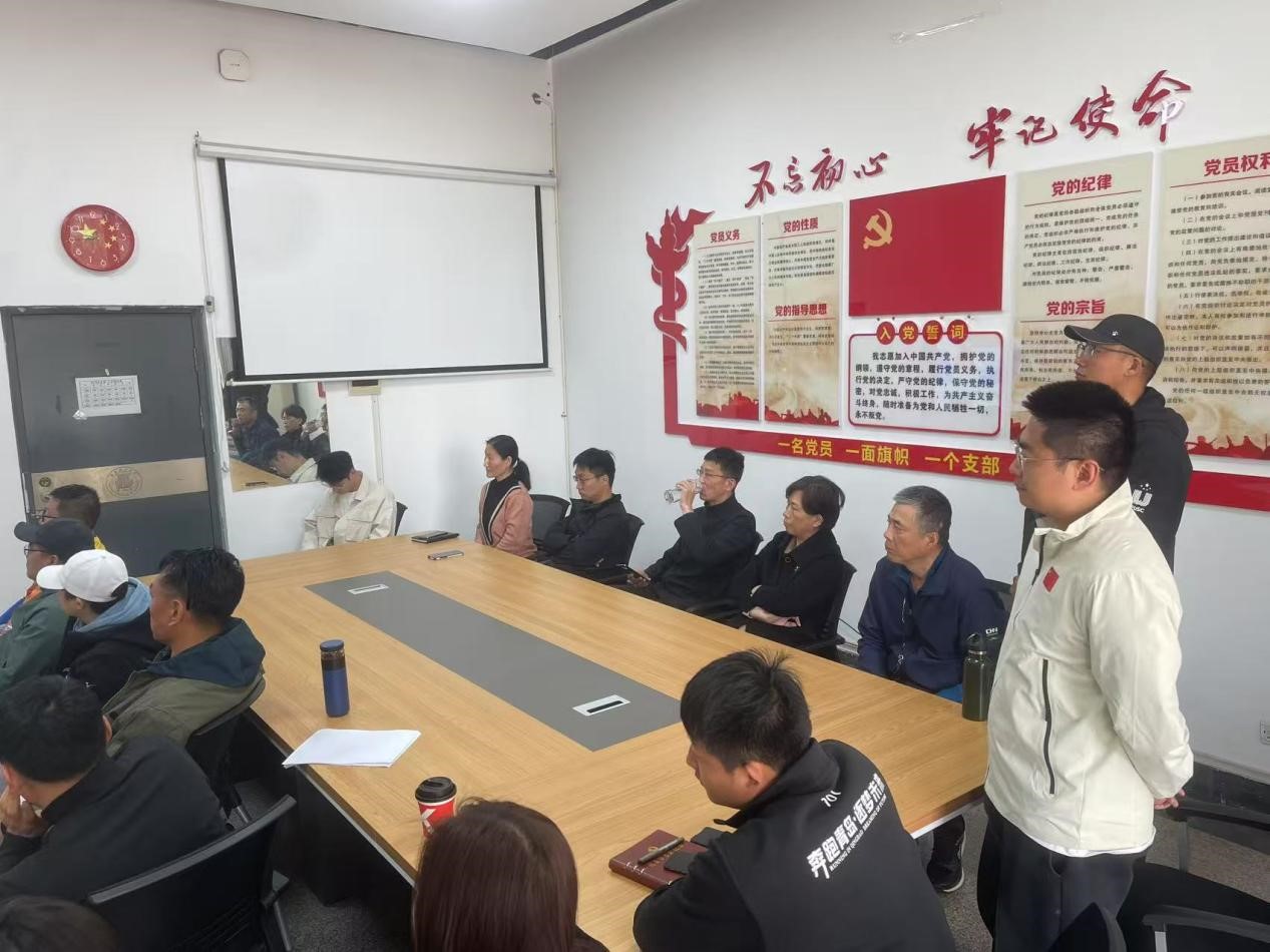 304永利集团组织观看弘扬教育家精神宣讲